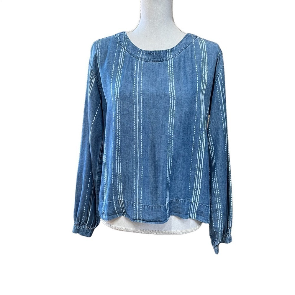 CLOTH & STONE BLUE LONG SLEEVE ZIPPERED JEAN TOP SIZE SMALL